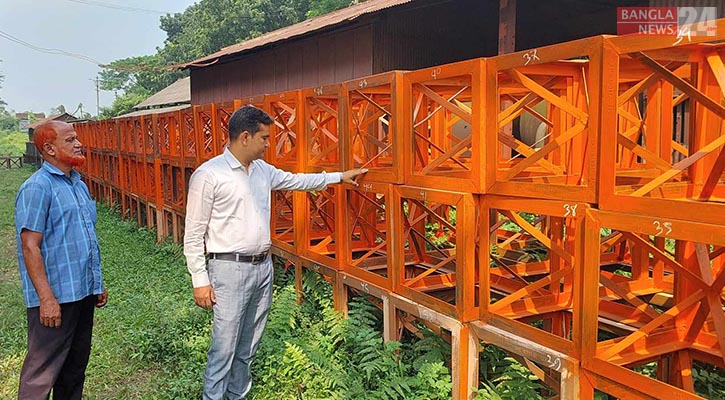 সৈয়দপুরে তৈরি হচ্ছে বিকল্প রেলসেতুর উপকরণ